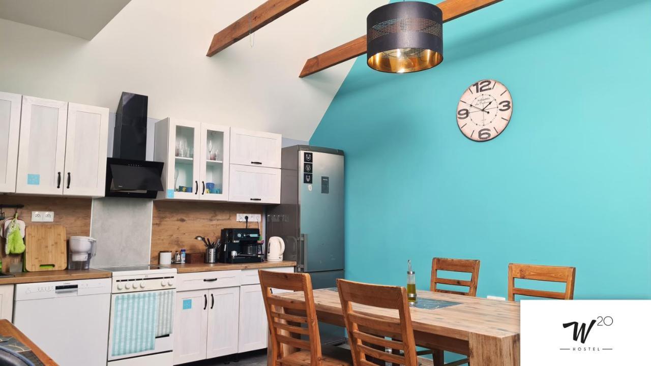 W20 Hostel Goledzinow المظهر الخارجي الصورة