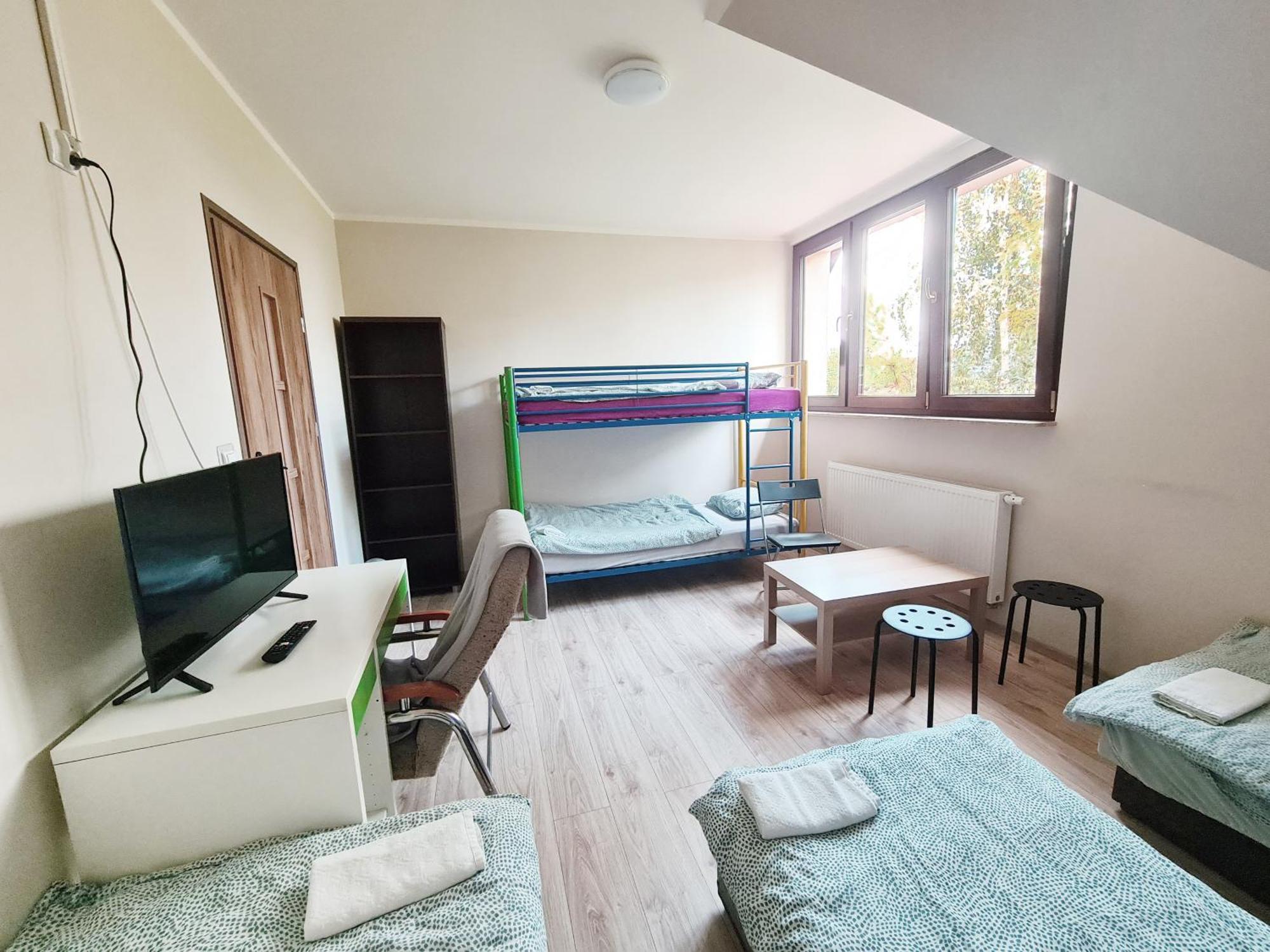 W20 Hostel Goledzinow المظهر الخارجي الصورة
